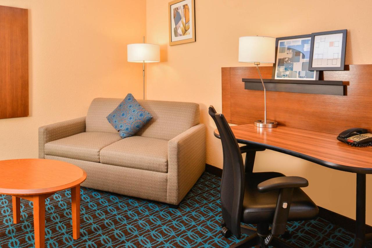 | Fairfield Inn & Suites Beaumont