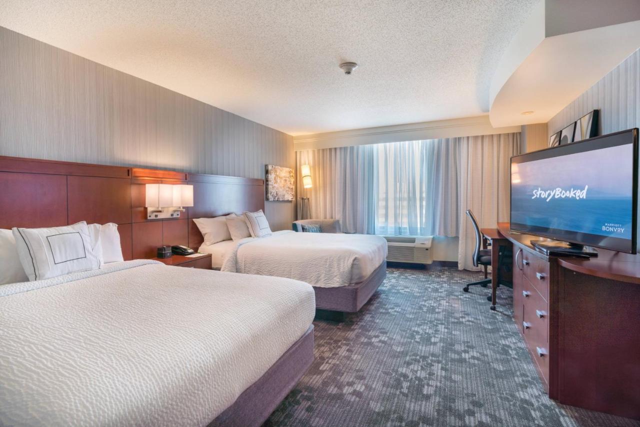 | Courtyard by Marriott Silver Spring Downtown
