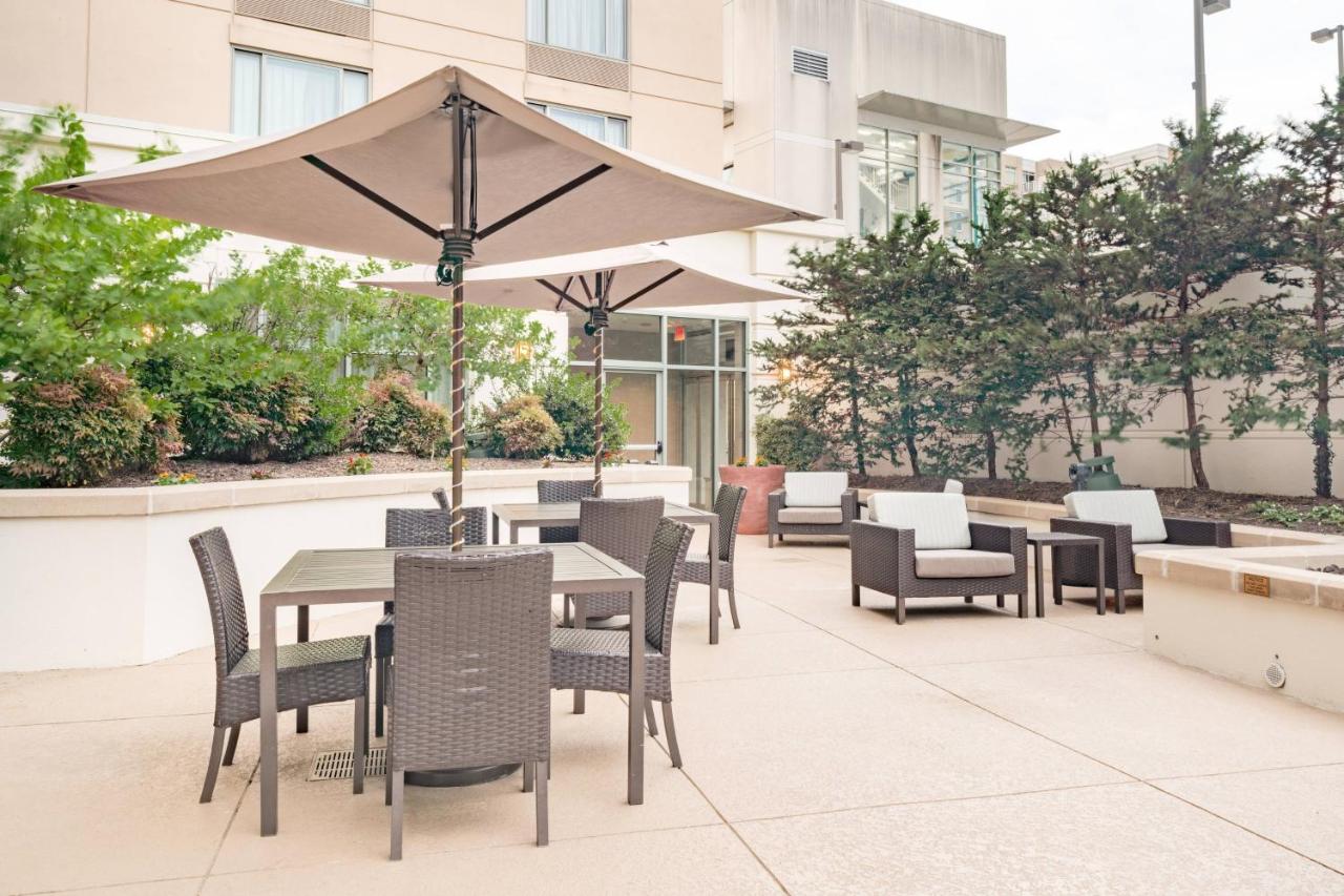 | Courtyard by Marriott Silver Spring Downtown