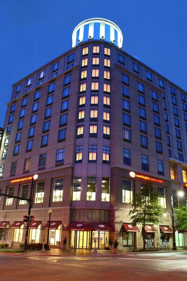 | Courtyard by Marriott Silver Spring Downtown