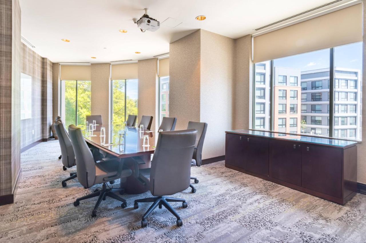 | Courtyard by Marriott Silver Spring Downtown