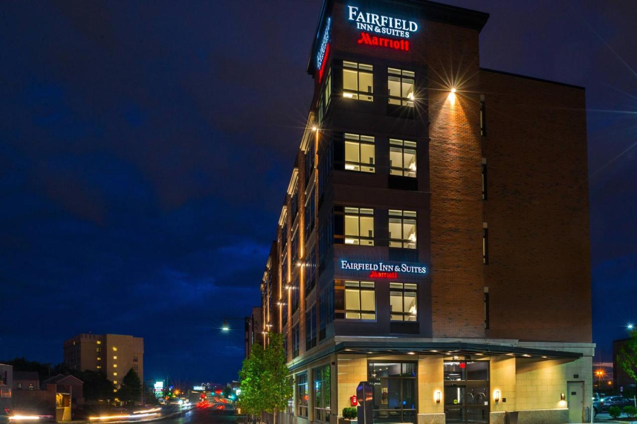 | Fairfield Inn & Suites Boston Cambridge