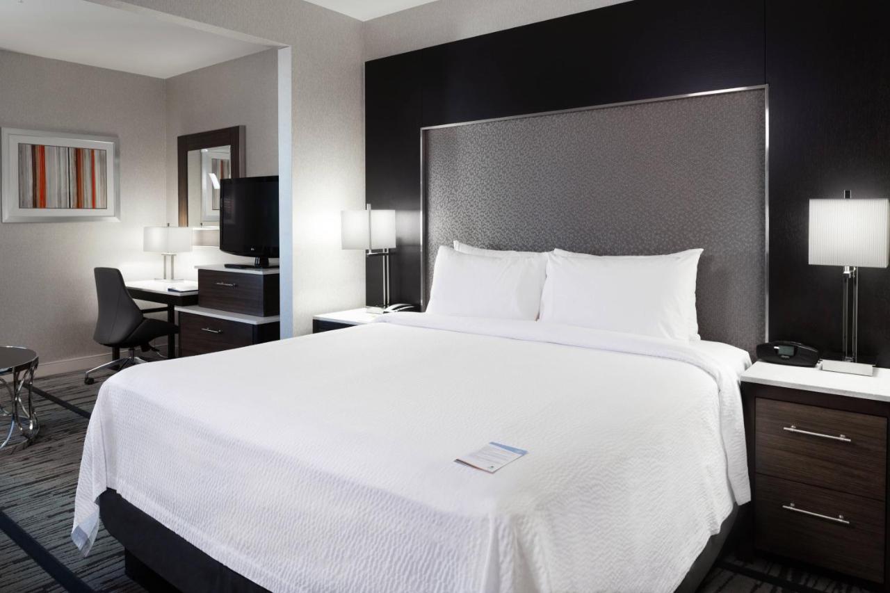 | Fairfield Inn & Suites Boston Cambridge