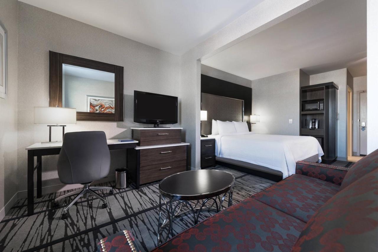 | Fairfield Inn & Suites Boston Cambridge