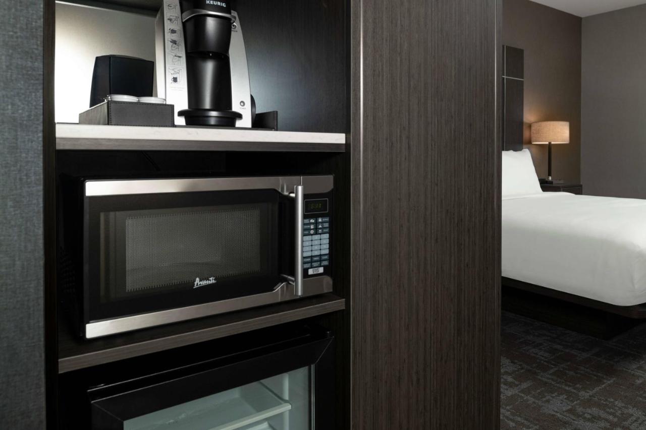 | Fairfield by Marriott Inn & Suites Boston Medford