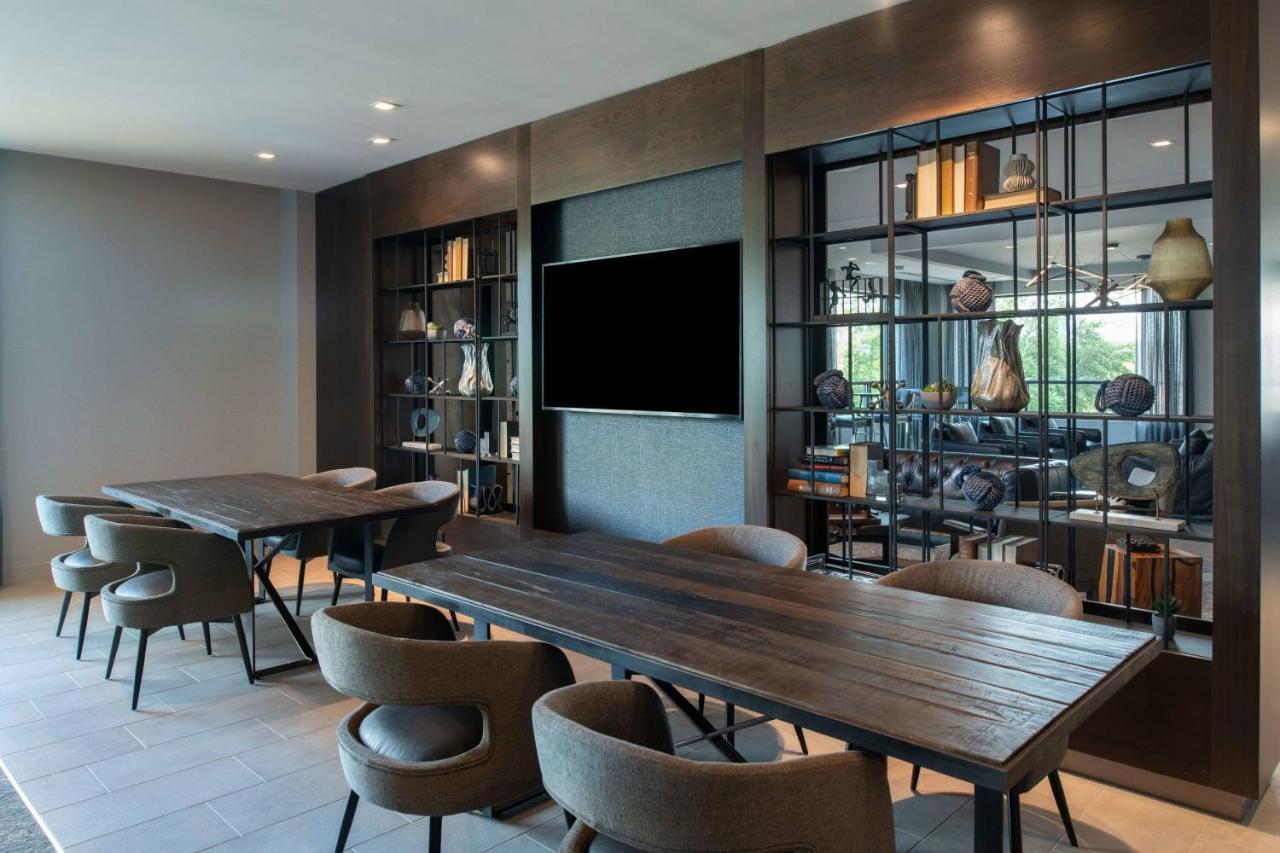 | Fairfield by Marriott Inn & Suites Boston Medford