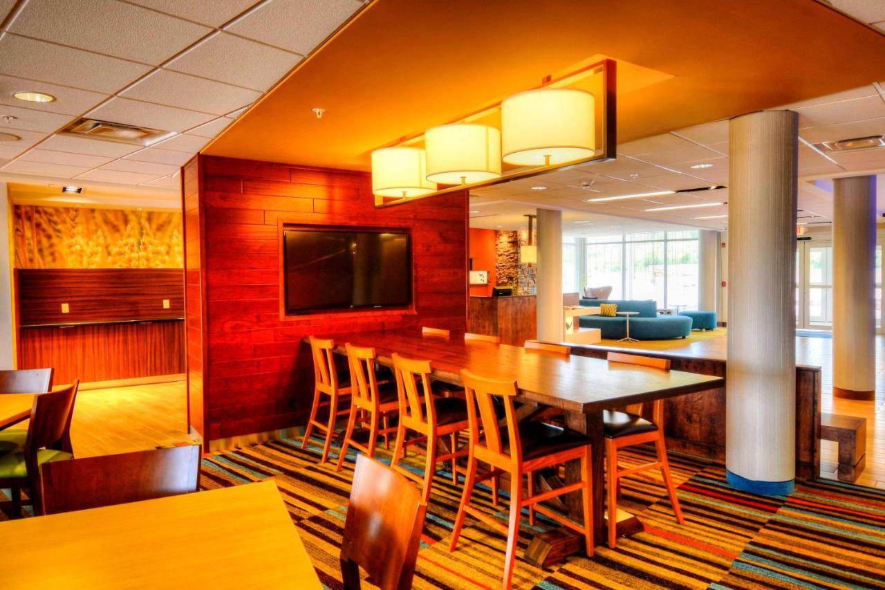 | Fairfield Inn & Suites by Marriott Princeton
