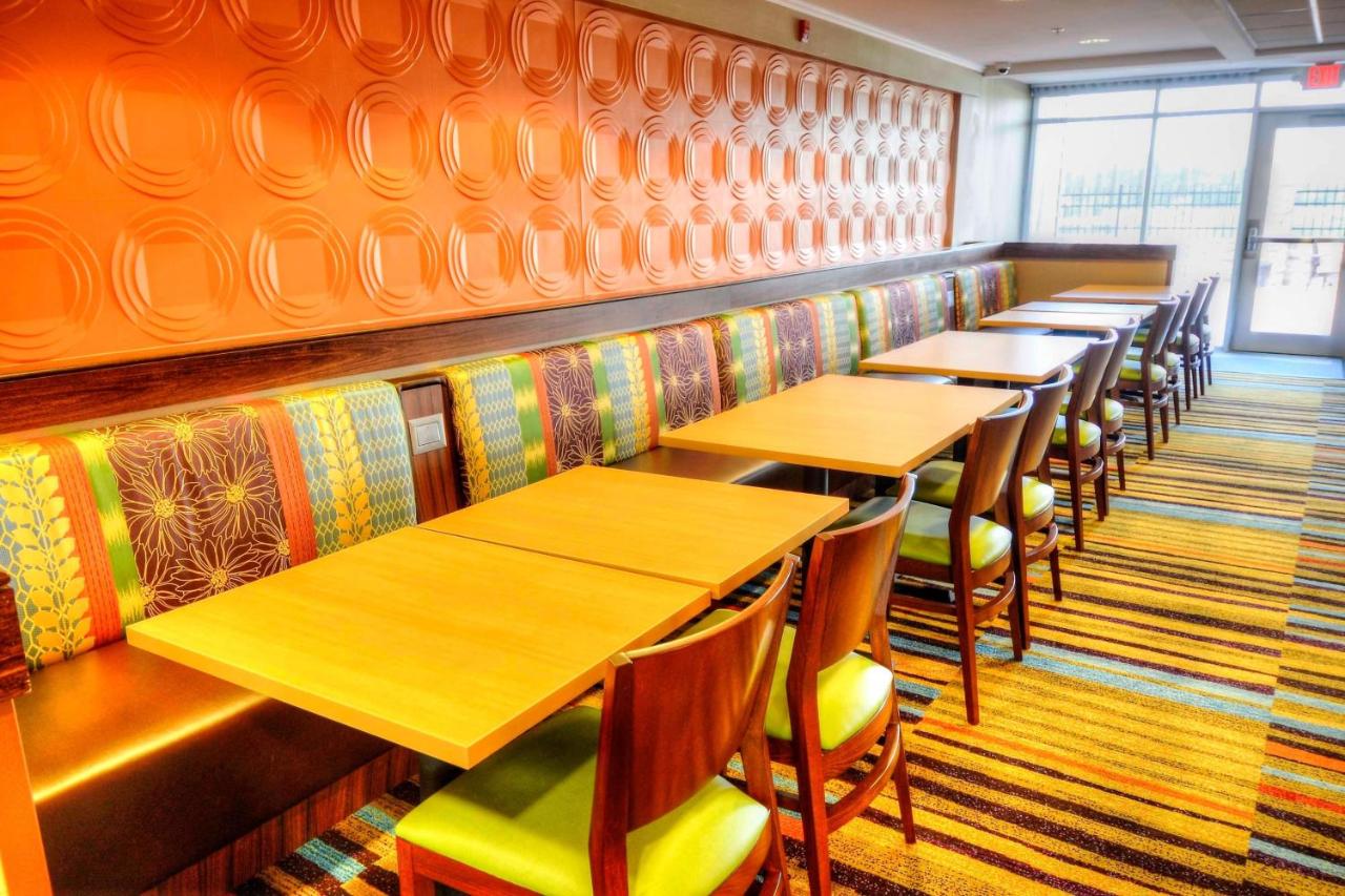 | Fairfield Inn & Suites by Marriott Princeton