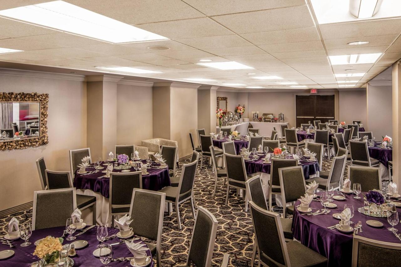| Courtyard by Marriott Bethesda Chevy Chase