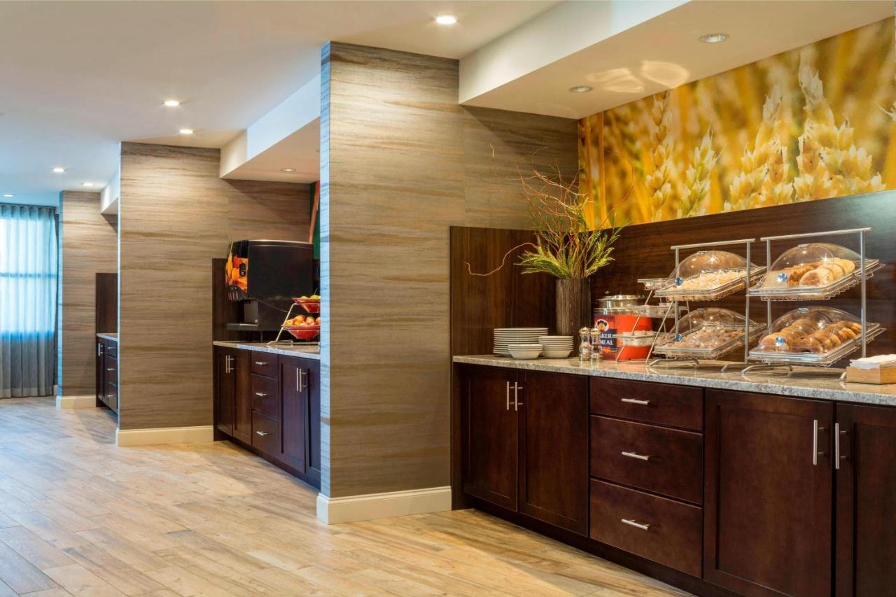 | Fairfield by Marriott Waterbury Stowe