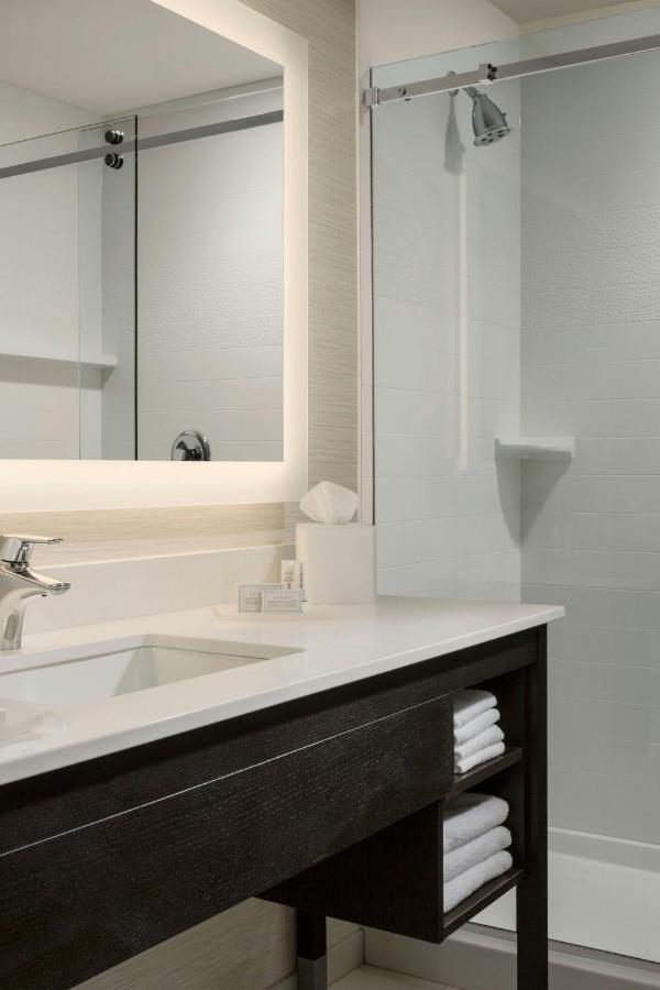 | Fairfield by Marriott Waterbury Stowe