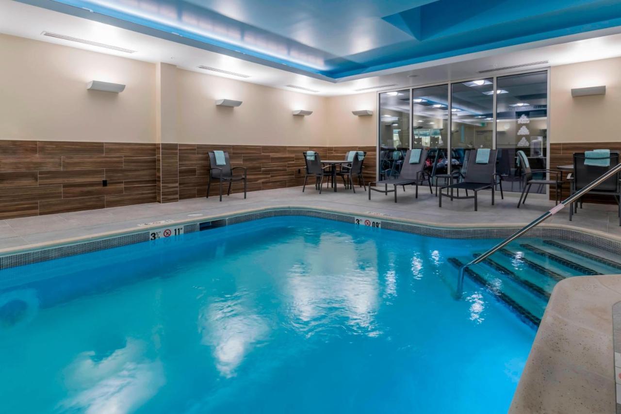 | Fairfield Inn & Suites by Marriott Boston Marlborough/Apex Center