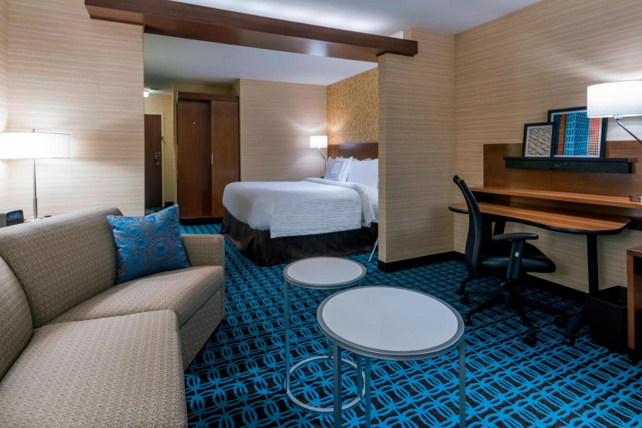 | Fairfield Inn & Suites by Marriott Boston Marlborough/Apex Center