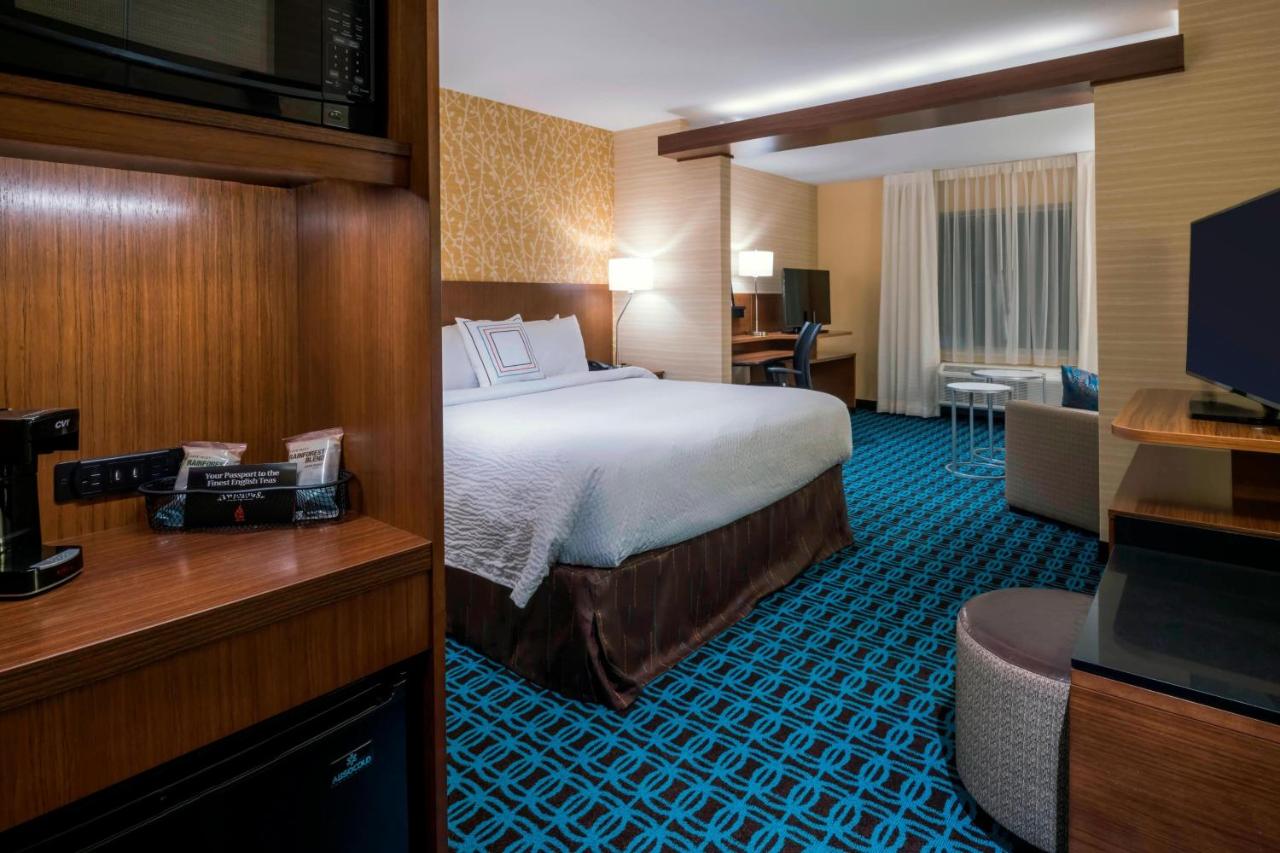 | Fairfield Inn & Suites by Marriott Boston Marlborough/Apex Center
