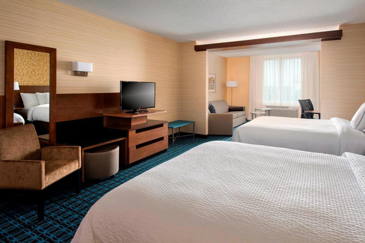 | Fairfield Inn & Suites by Marriott Buffalo Amherst/University