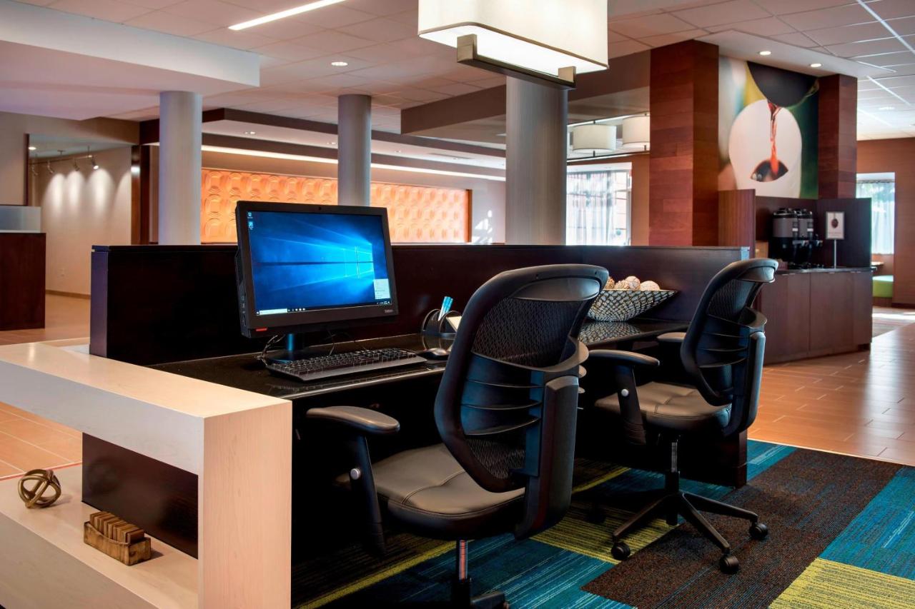 | Fairfield Inn & Suites by Marriott Buffalo Amherst/University