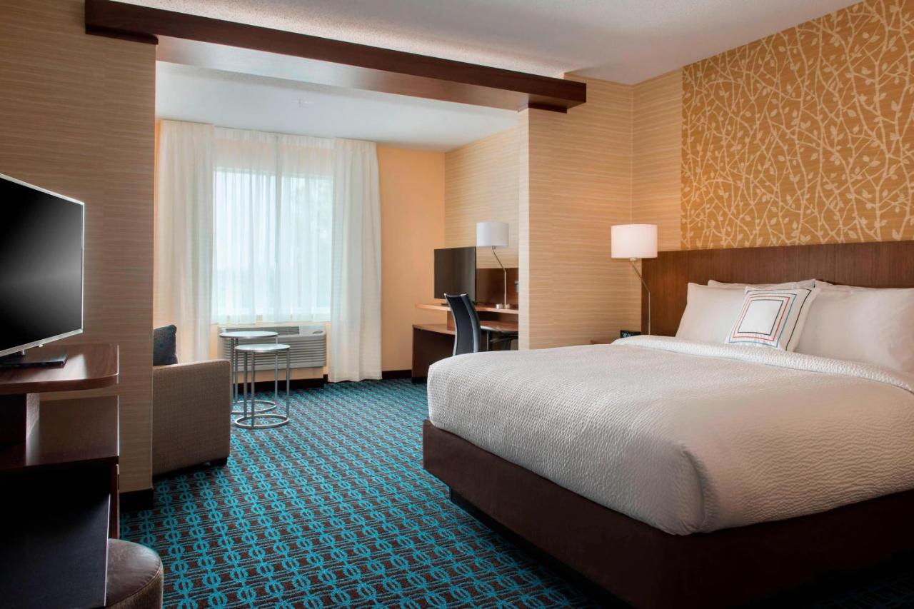 | Fairfield Inn & Suites by Marriott Buffalo Amherst/University