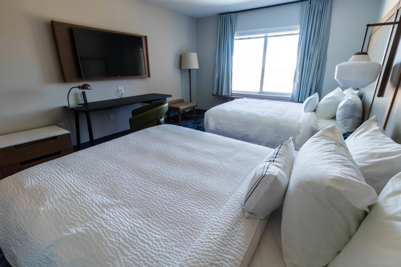 | Fairfield Inn & Suites by Marriott Brownsville North