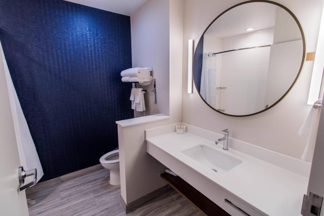 | Fairfield Inn & Suites by Marriott Brownsville North