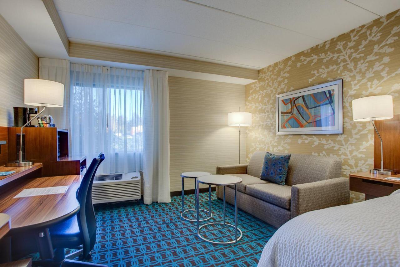 | Fairfield Inn by Marriott Burlington Williston