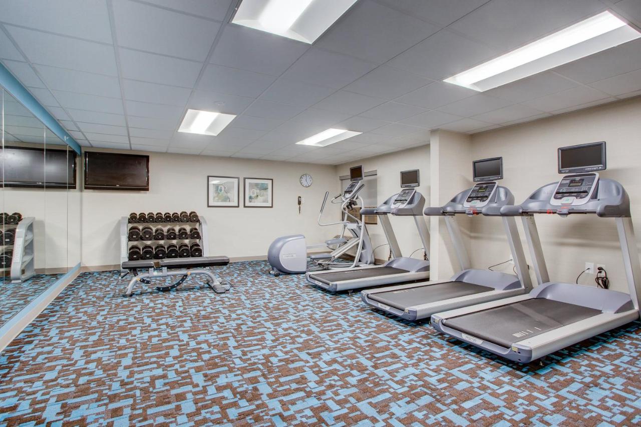 | Fairfield Inn by Marriott Burlington Williston