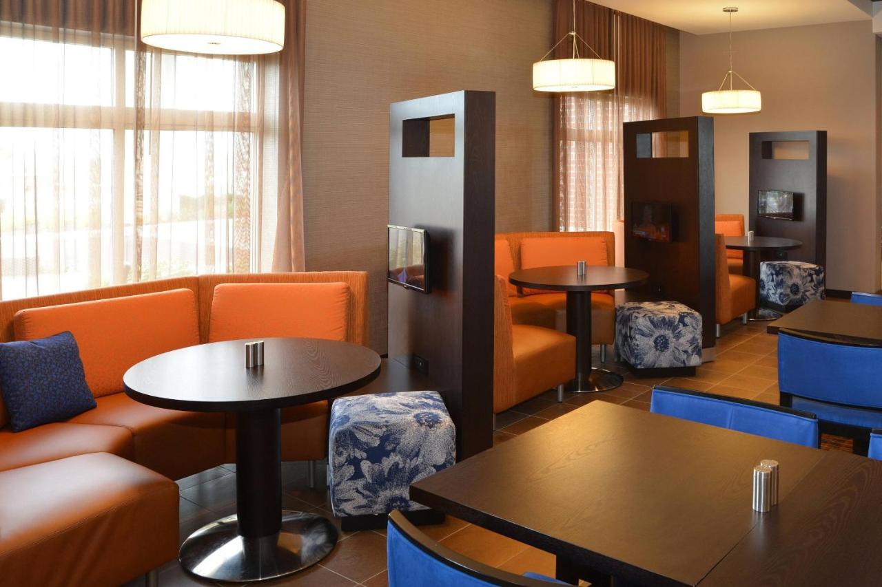  | Courtyard by Marriott Youngstown Canfield