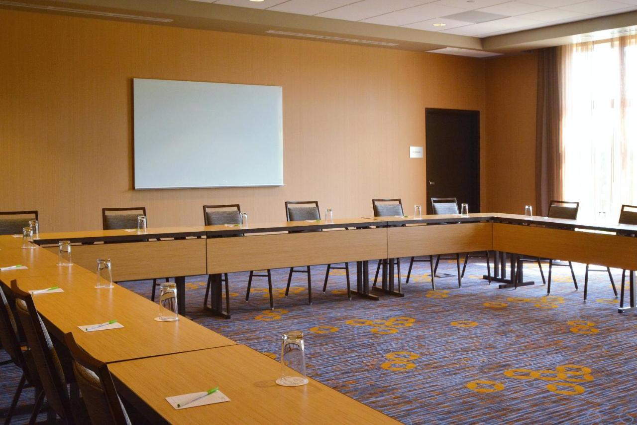  | Courtyard by Marriott Youngstown Canfield