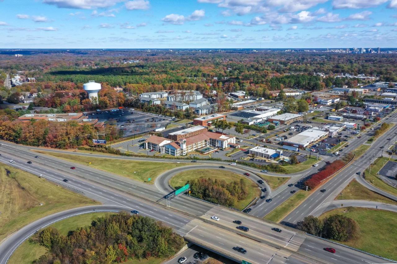 | Days Inn by Wyndham Richmond/South