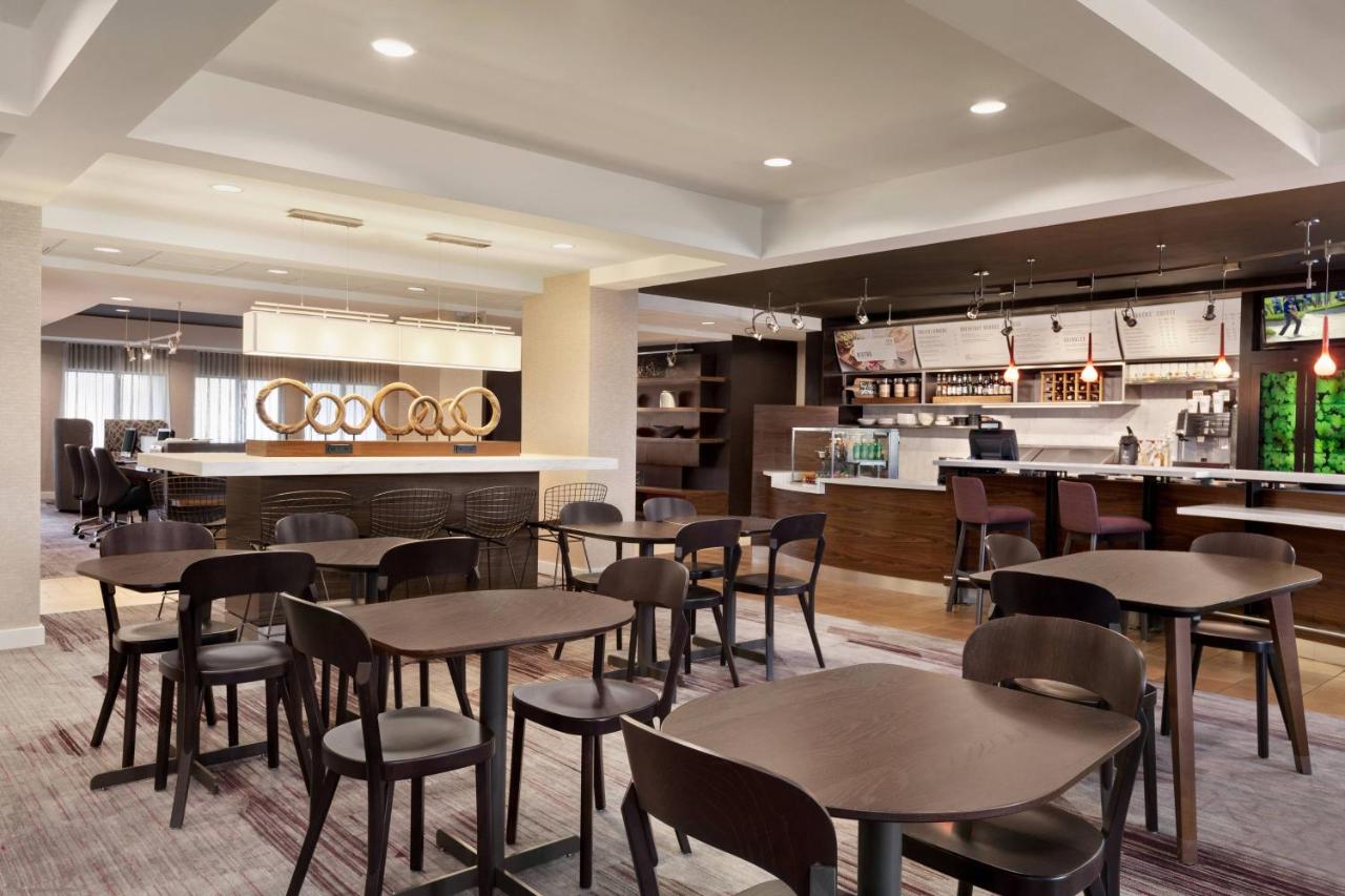 | Courtyard by Marriott San Jose South/Morgan Hill