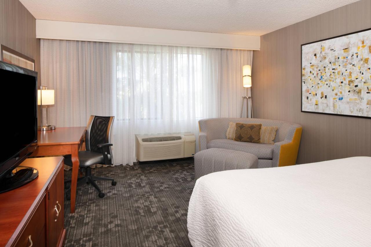  | Courtyard by Marriott Newark Silicon Valley