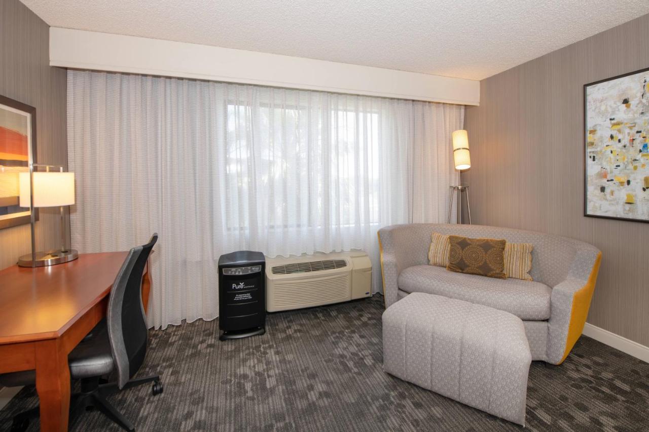  | Courtyard by Marriott Newark Silicon Valley