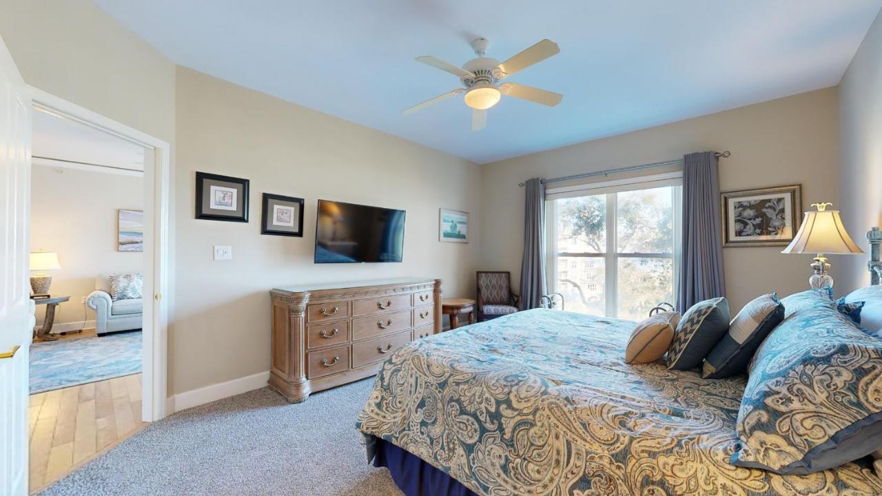  | 5405 Hampton Place South
