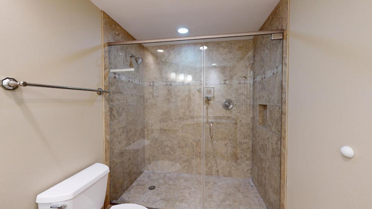  | 5405 Hampton Place South