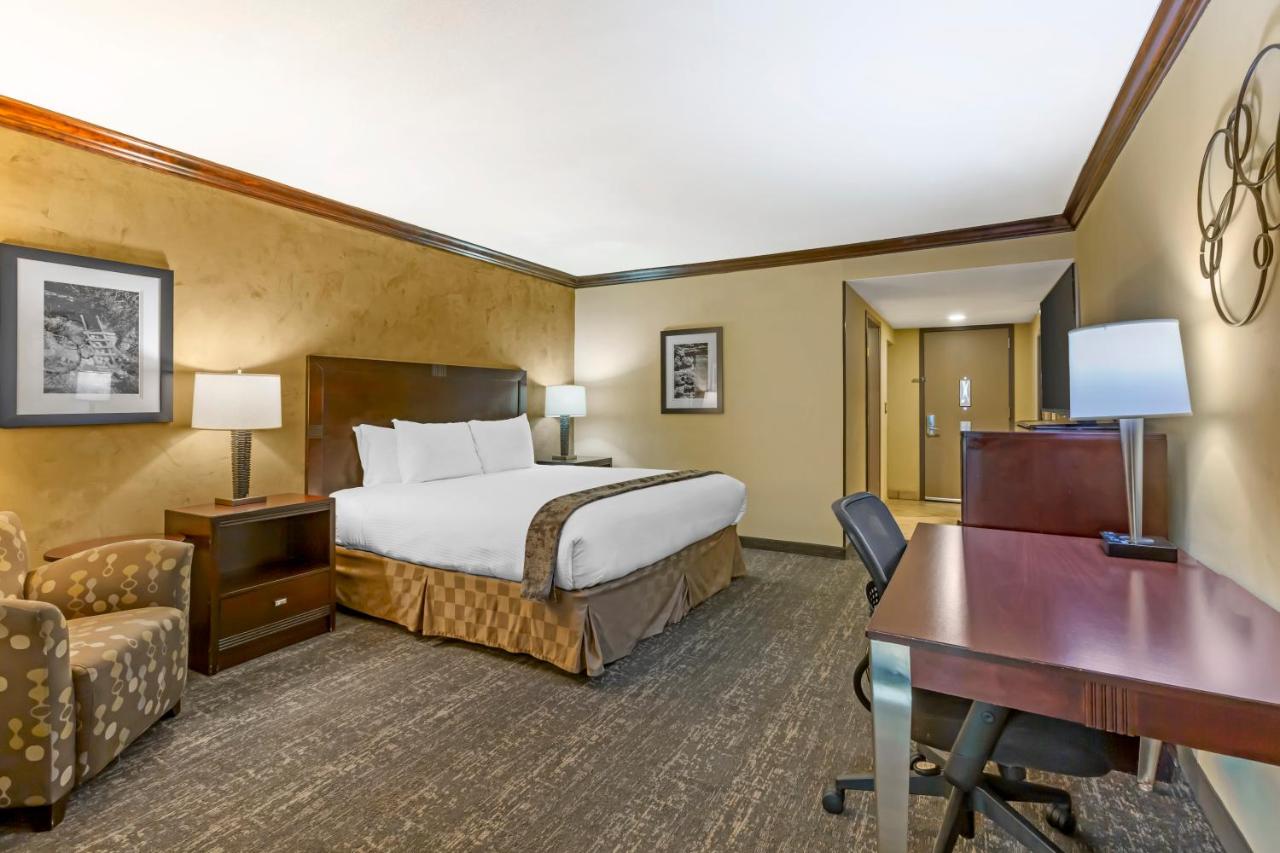 Room #51145414 at Best Western Plus Raton Hotel