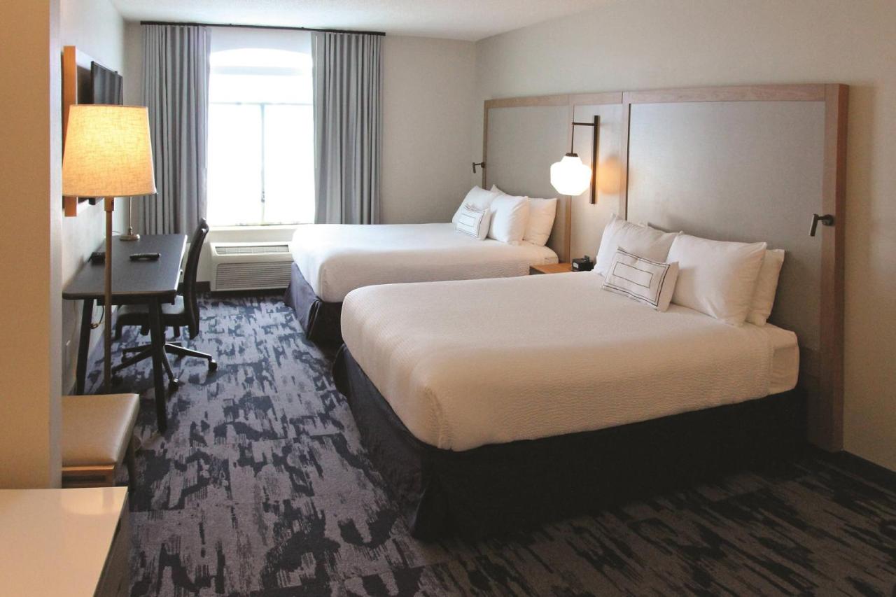 | Fairfield Inn & Suites by Marriott Charleston Airport/Convention Center