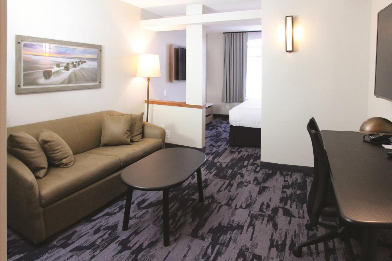 | Fairfield Inn & Suites by Marriott Charleston Airport/Convention Center