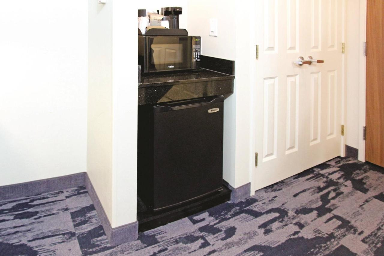 | Fairfield Inn & Suites by Marriott Charleston Airport/Convention Center