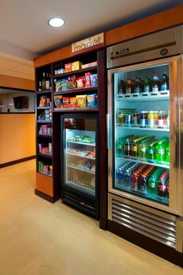 | Fairfield Inn & Suites by Marriott Charleston Airport/Convention Center