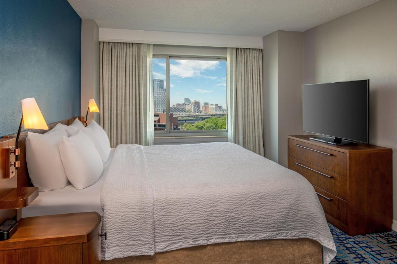 One-Bedroom King Suite with Sofa Bed at Residence Inn by Marriott Boston Harbor on Tudor Wharf