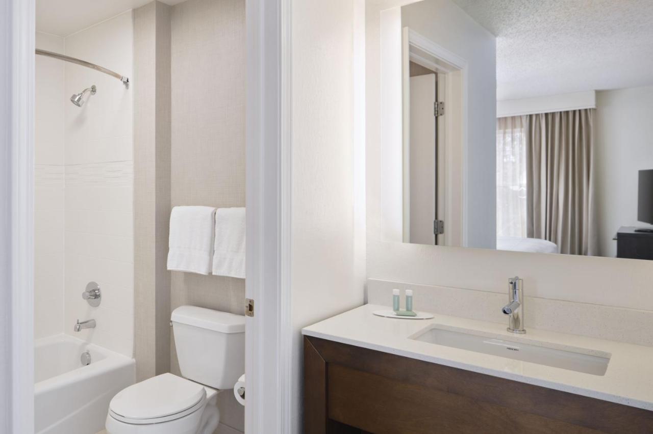 | Residence Inn by Marriott Albany East Greenbush/Tech Valley