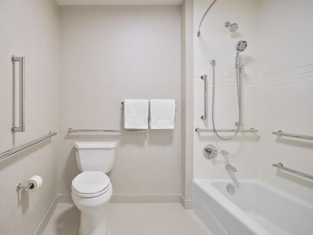| Residence Inn by Marriott Albany East Greenbush/Tech Valley