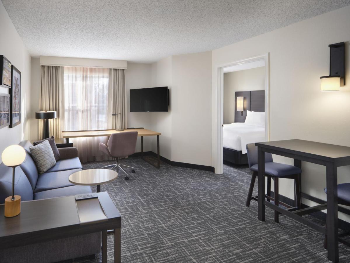 One-Bedroom Queen Suite at Residence Inn by Marriott Albany East Greenbush/Tech Valley
