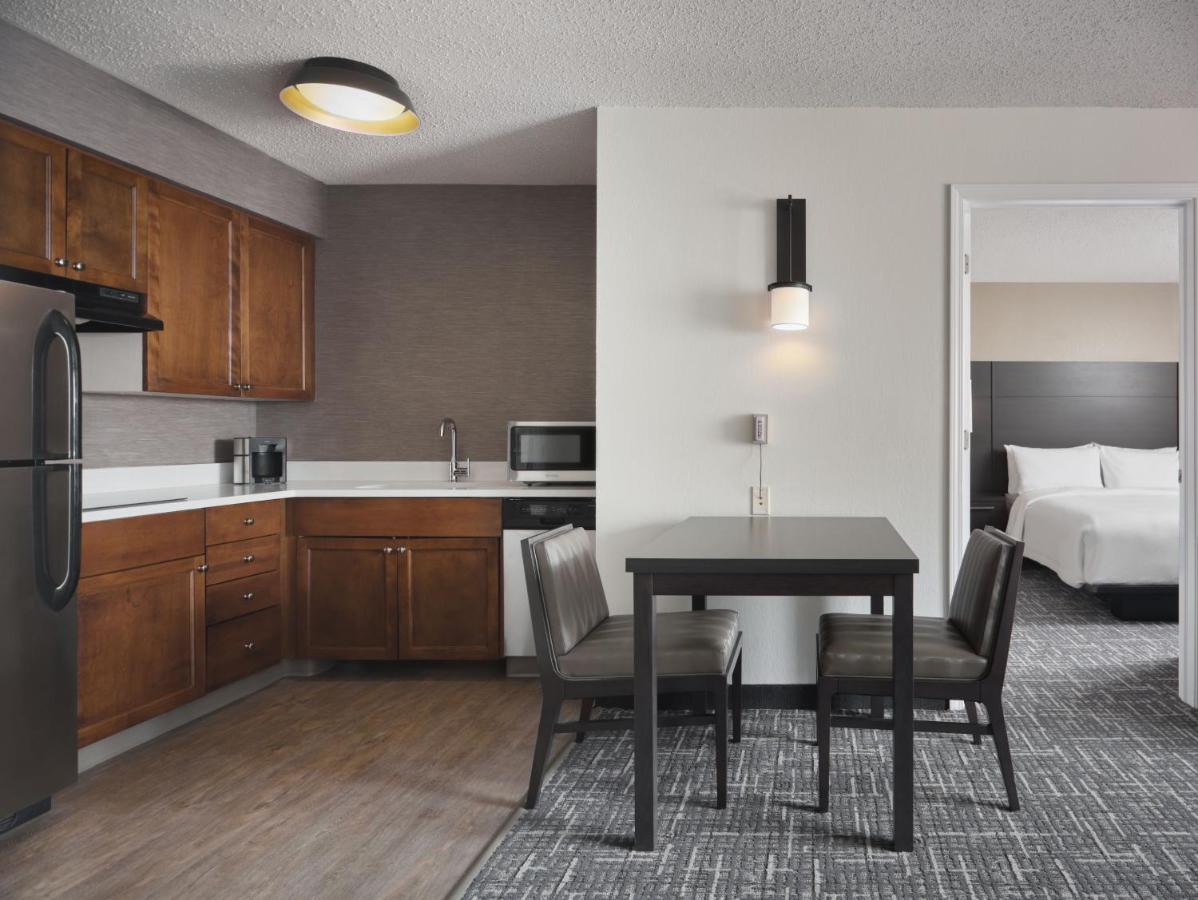 One-Bedroom Queen Suite at Residence Inn by Marriott Albany East Greenbush/Tech Valley