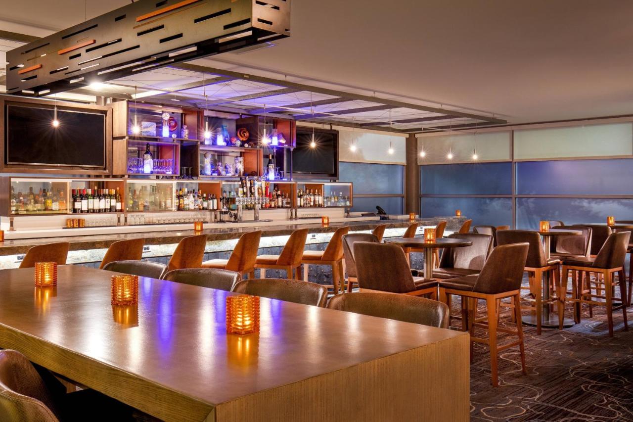 | Delta Hotels by Marriott Chesapeake Norfolk