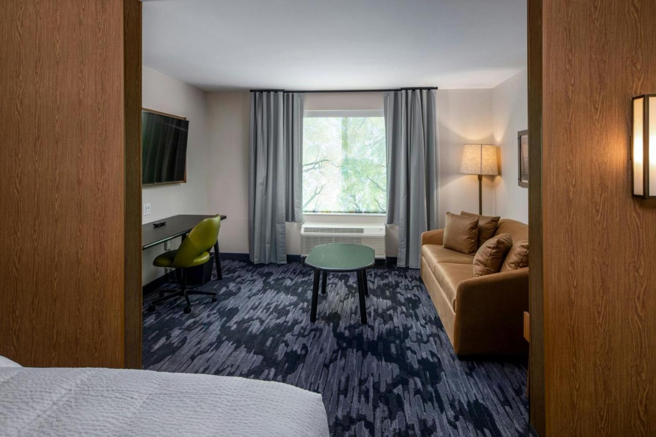| Fairfield Inn & Suites by Marriott Little Rock Airport