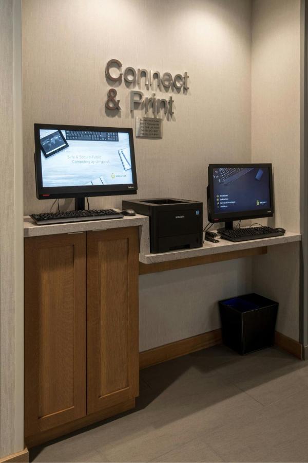 | Fairfield Inn & Suites by Marriott Little Rock Airport