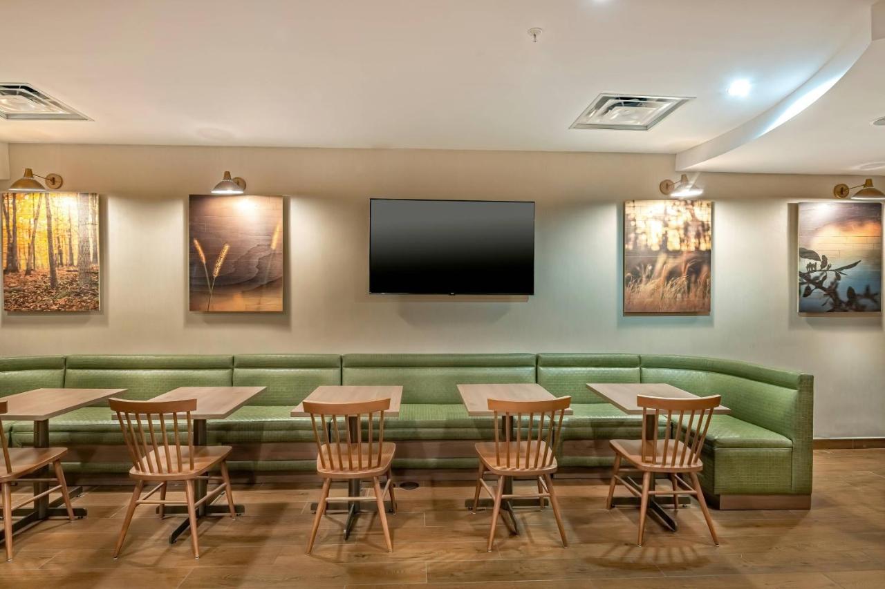 | Fairfield Inn & Suites by Marriott New Braunfels