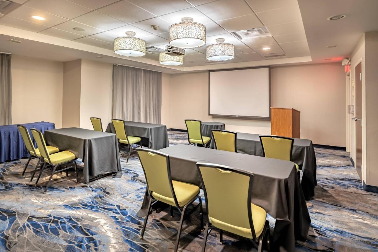 | Fairfield Inn & Suites by Marriott New Braunfels