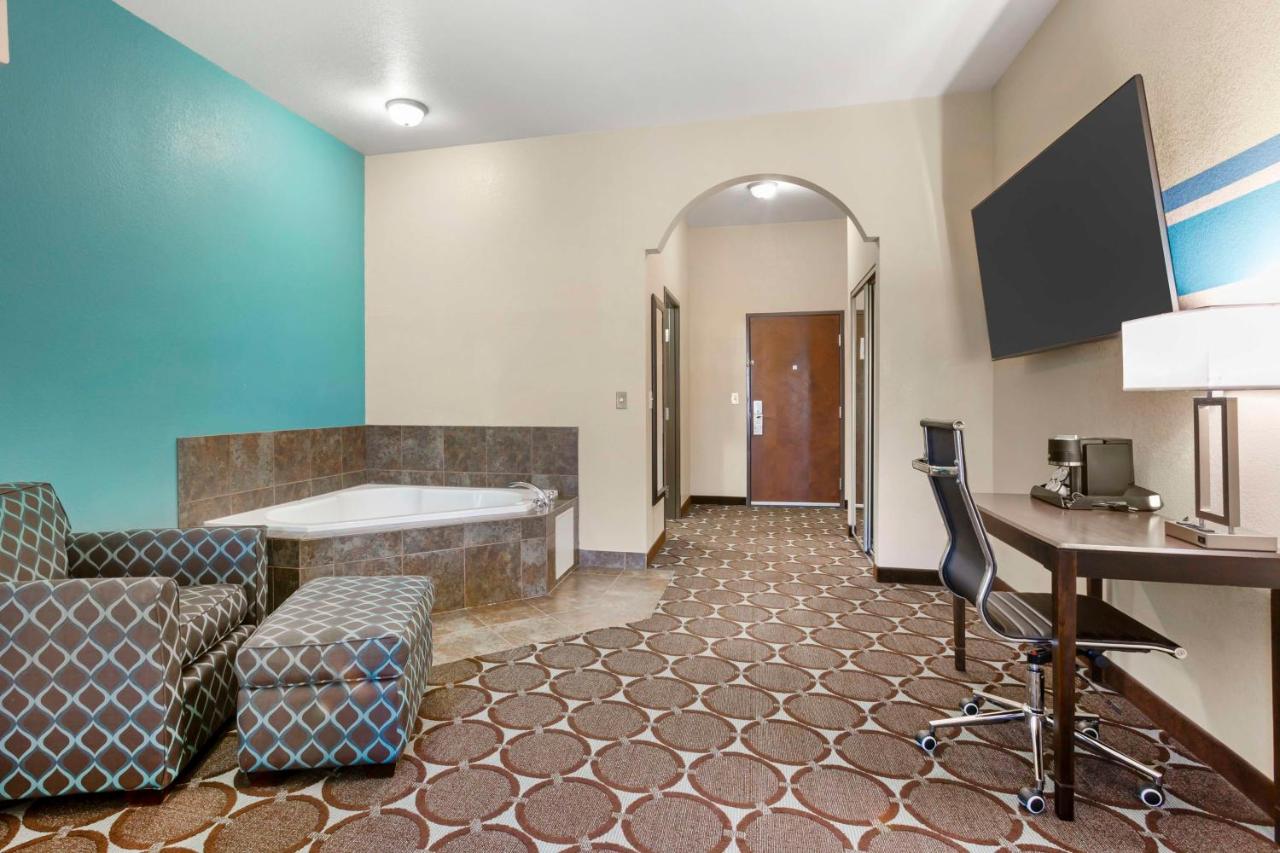 | Best Western Sonora Inn & Suites