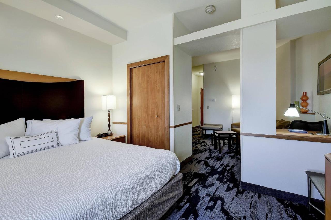 | Fairfield Inn & Suites Marriott San Antonio Boerne